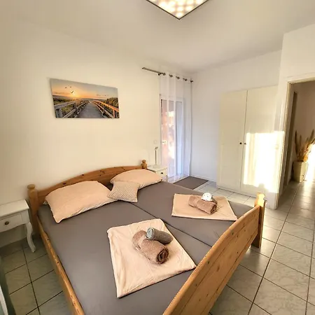 Pitve * Jelsa (Hvar)