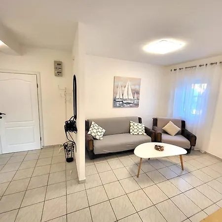 Apartment Pitve *