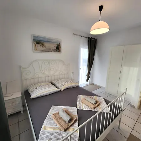 Pitve Apartment *