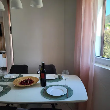 Pitve * Jelsa (Hvar)