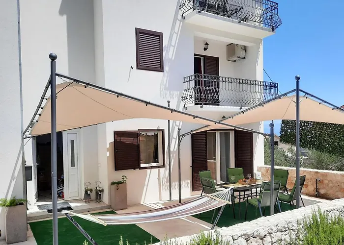 Pitve Jelsa (Hvar)