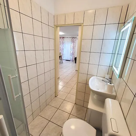 Pitve Апартаменты Елса