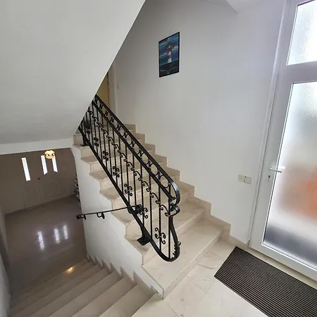 Апартаменты Pitve Елса